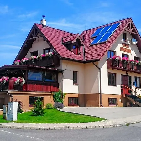 Penzión pre hostí Biela Voda 3*